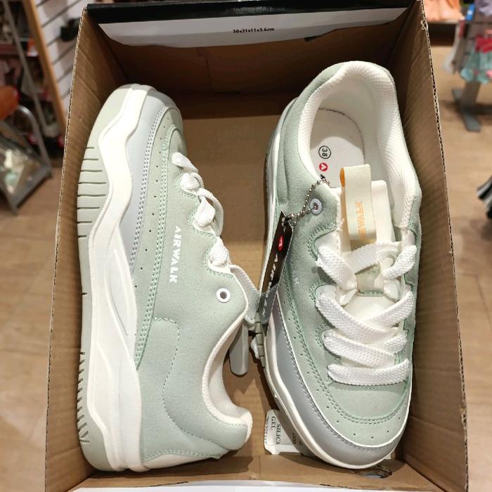 Payless Airwalk Grenda Sneakers CS5237 Payless Sportstation