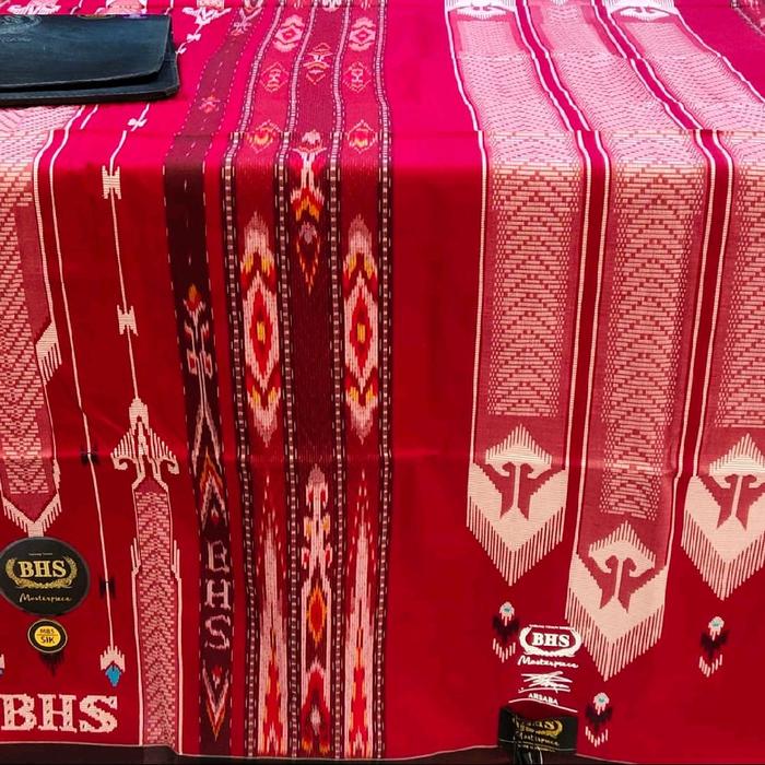 SARUNG BHS SIA SIK MPM SEI MASTERPIECE GOLD