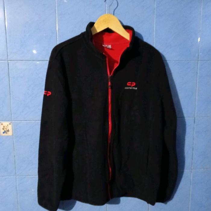 jaket brand center pole merah hitam