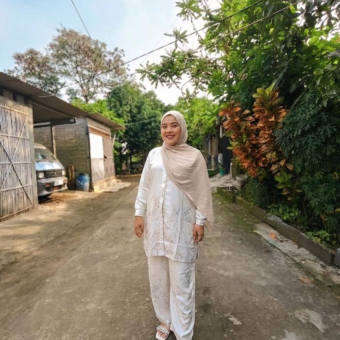 Nadia Set Tunik Eksklusife by Yayoe Hijab