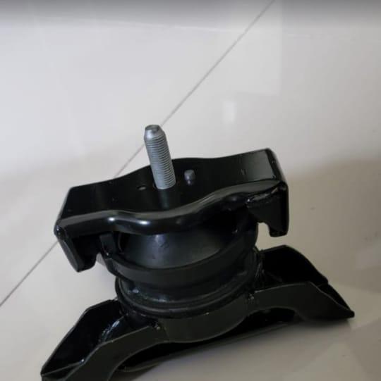 Engine mounting kanan hyundai Getz R1
