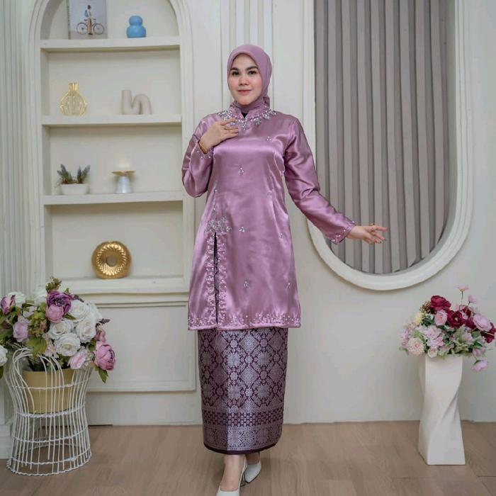 Baju Kurung Tunik Belah Pinggir Terbaru 2025 Bahan Satin Bridal Premium dengan Payet Tabur Elegan Di