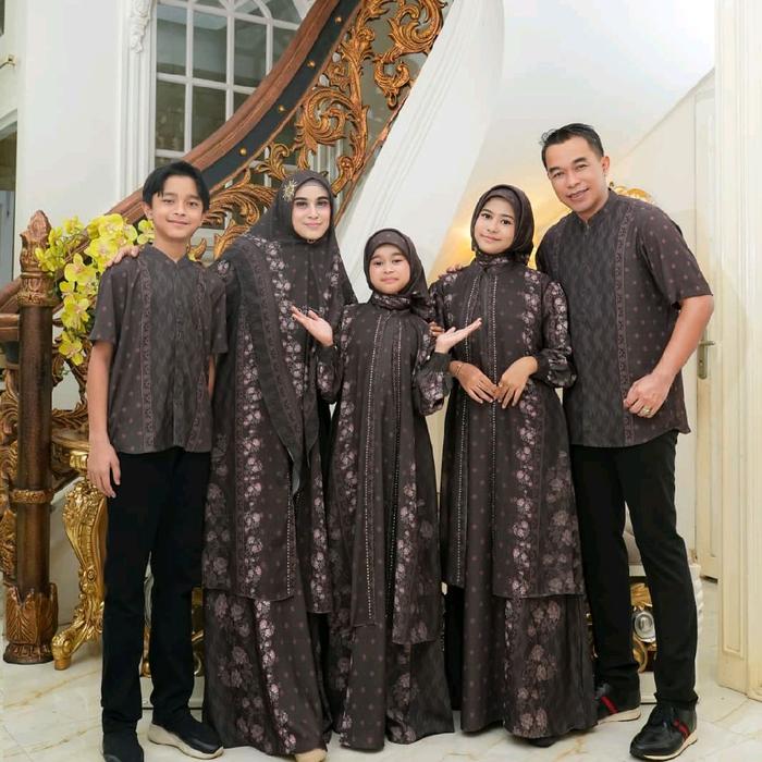 Naraya sarimbilt couple family ied series by D'zhira