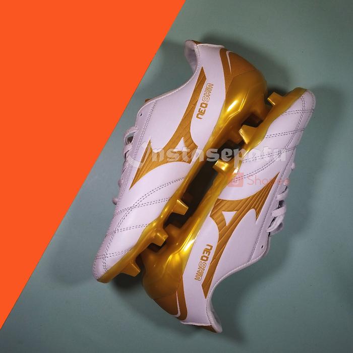 Sepatu Bola MIZUNO White Gold l COD l Brand Seller Termurah