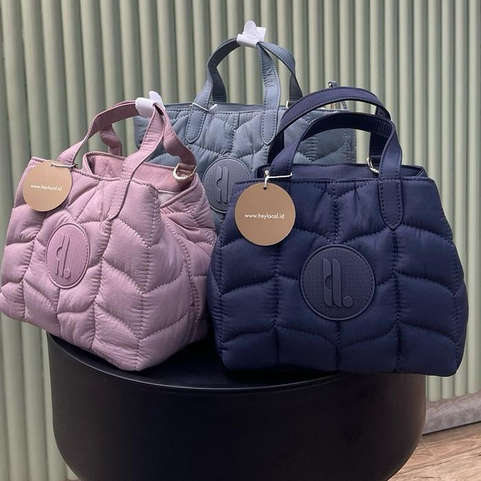 FLUFFLY TOTE BAG MINI BY HEYLOCAL
