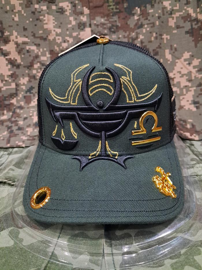 Topi Red Monkey "Libra Scale" Trucker Los Angeles Black/Gold Limited Quantity BNWT 100% Original