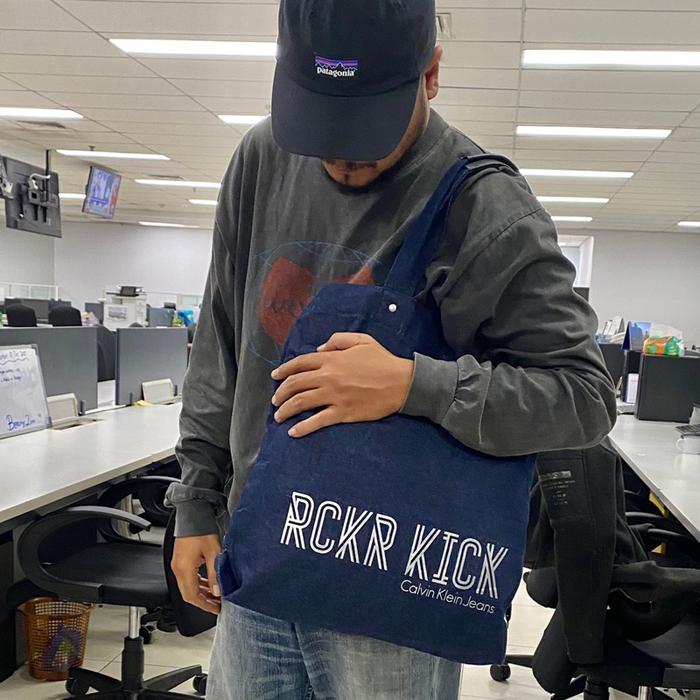 CALVIN KLEIN JEANS DENIM TOTE BAG
