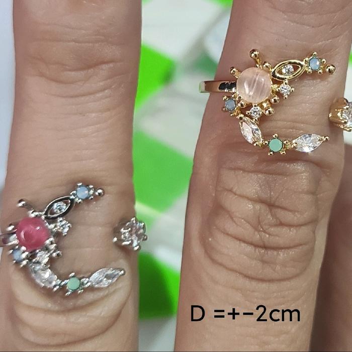 cincin zircon berbentuk huruf C bertaburan batu zircon