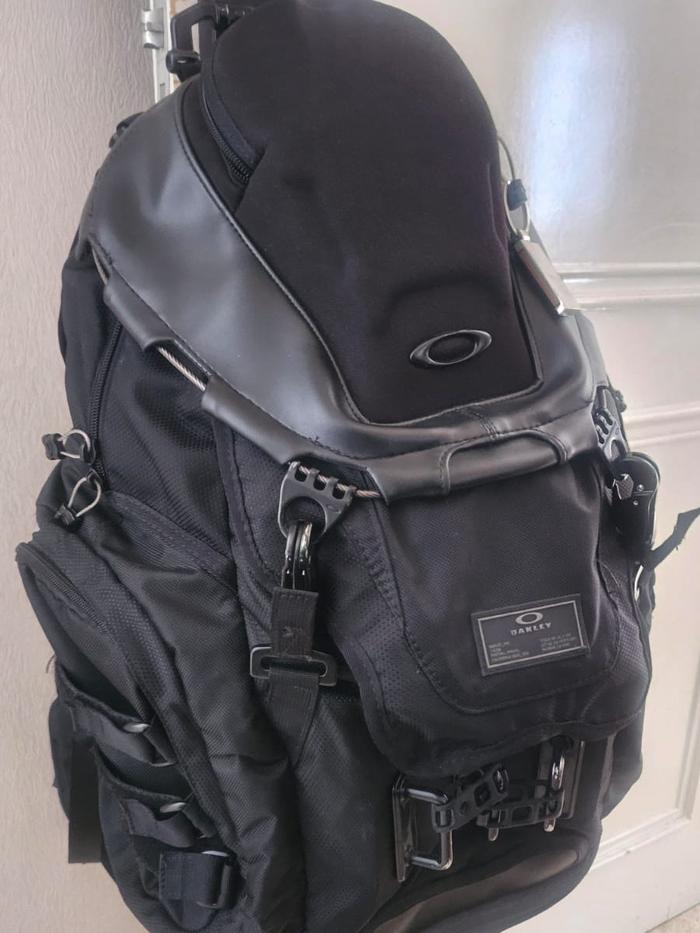Tas Ransel Oakley Kitchen Sink Backpack Original - Laptop Outdoor Heavy Duty
