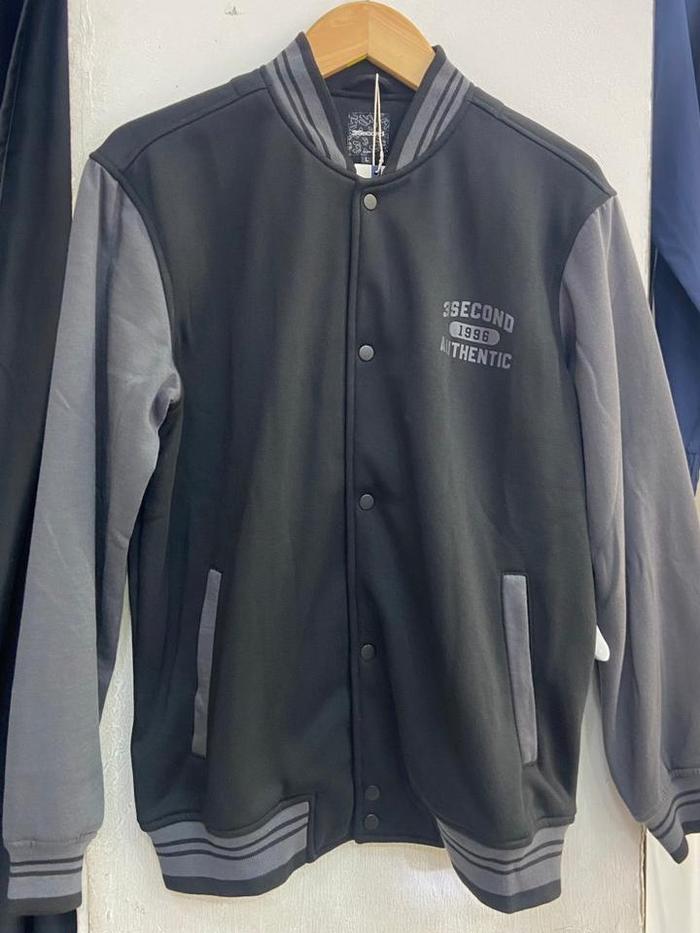 Jaket Pria 3Second S26022515 Hitam Casual Keren