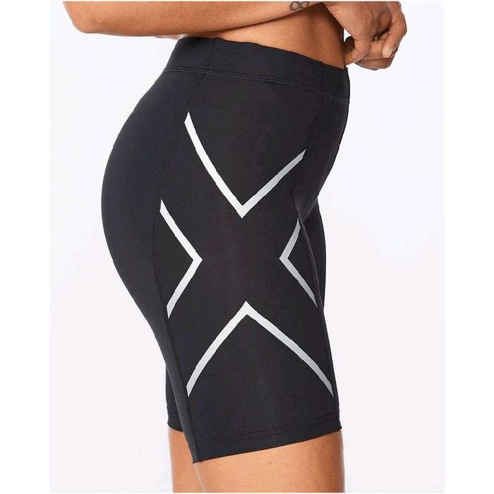 2XU celana Lari Wanita Compression Short - BLK/SLG ( M)