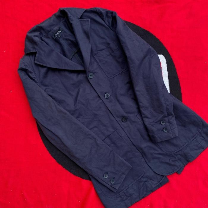 Apc Blazzer Jaket Pria Biru Tua dengan Desain Klasik dan Kancing Depan untuk Gaya Casual
