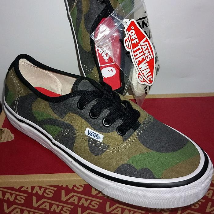 Sepatu Vans Authentic 44 DX x Bape First Camo A Bathing Ape Original size 38 24 Deluxe Sneakers Delu