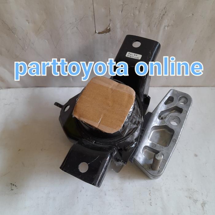 engine mounting kanan toyota raize daihatsu rocky matic R1