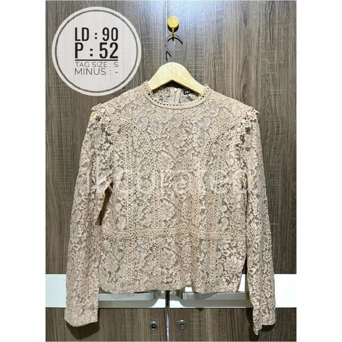 ZR ATASAN KATBOL/BRUKAT ELEGAN