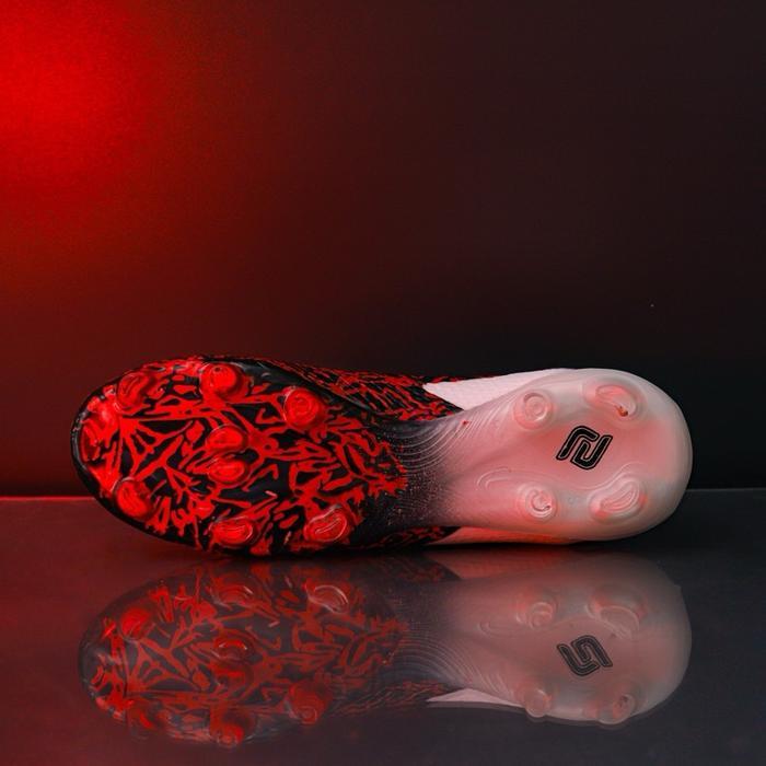 Erzuma - Sepatu Sepak Bola Python Original In Black Gold, White Red Boots Berkualitas