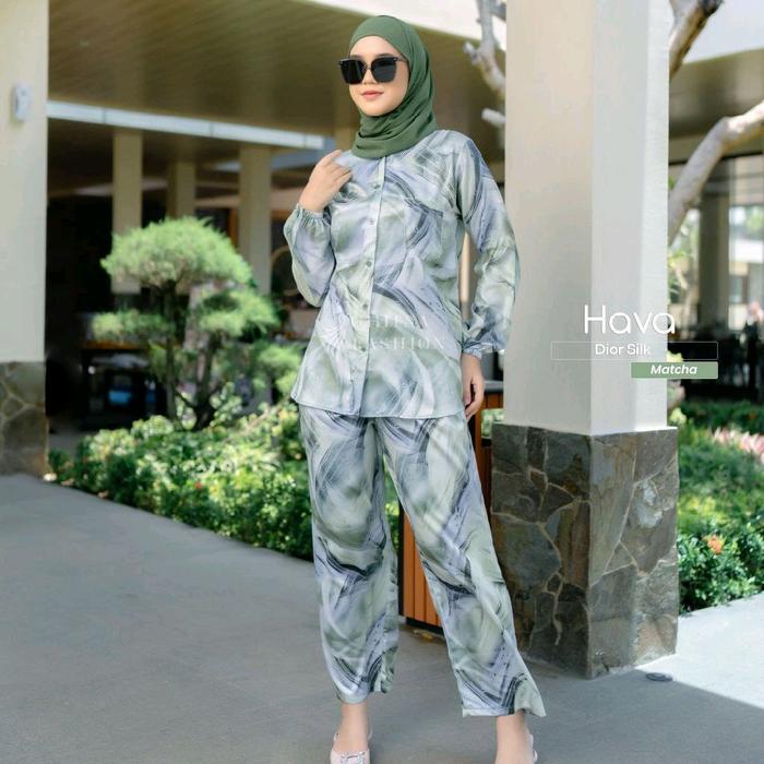 Ghiina Fashion - Hava One Set Wanita Bahan Dior Silk Motif Abstrak Kombinasi Warna Mewah Setelan Baj