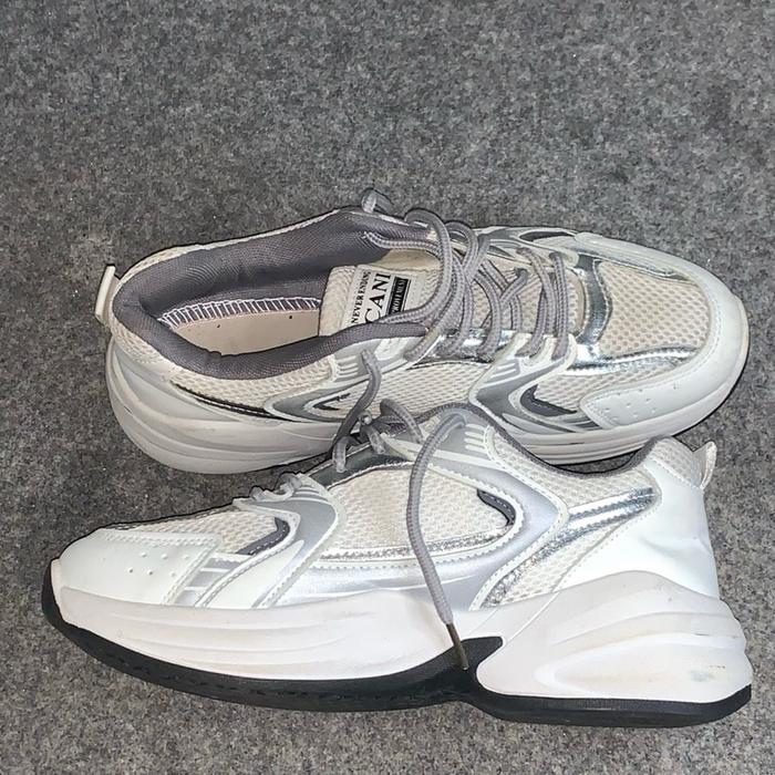 sepatu cani mirip nb530 second pesanan