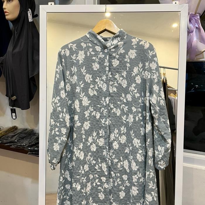 Mdl tunik bunga kekinian,busana wanita elegant Atasan