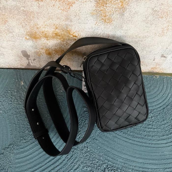 bag BV tas Interacio Mini Sling Cassette Vertical Bag Black