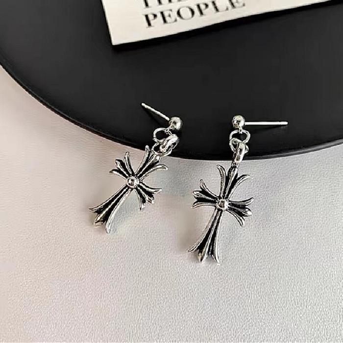 1 Pasang Luxury CH Aksesori Unsex Anting Silang Zircon Perak 925 Anti Karat Dewasa Tusuk Korea