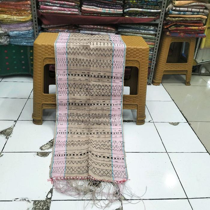 ULOS HANDE-HANDE TARUTUNG SIMATA SISI PINK TENGGAH COKLAT.