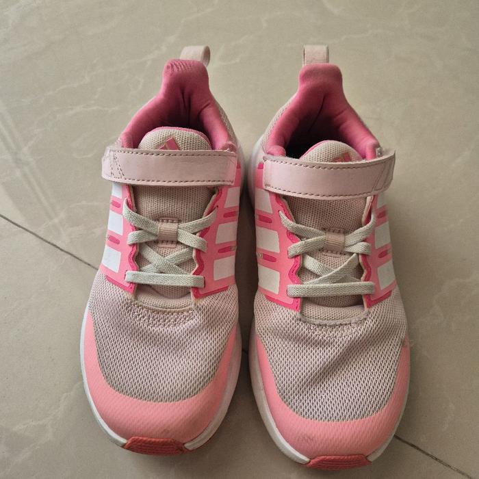 SEPATU ADIDAS CLOUDFOAM PINK