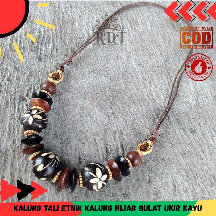 Kalung etnik khas Jogja motif batik bulat souvernir Malioboro kalung hijab accesories Perempuan