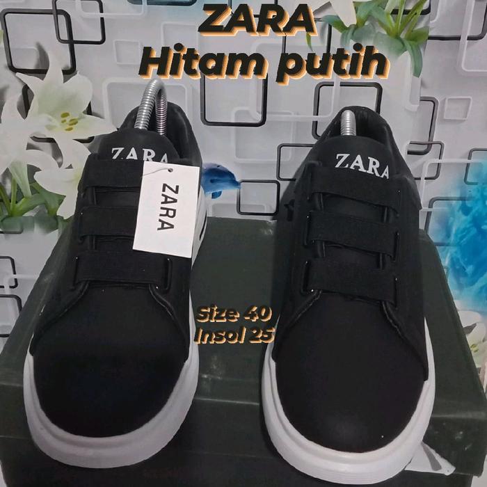 ZARA Sepatu Sneaker Hitam Putih Size 40 Insol 25 untuk Pria dan Wanita Casual Shoes slip on .