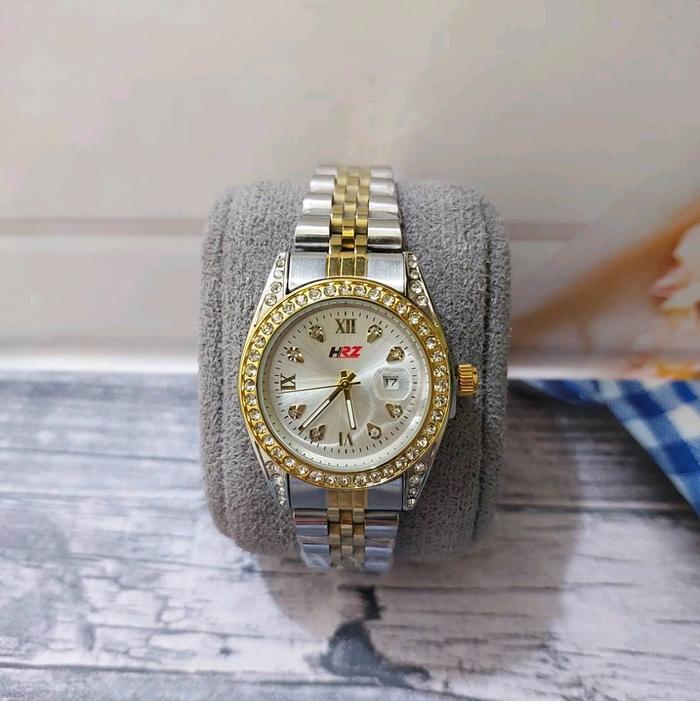HRZ JAM TANGAN WANITA CEWEK RANTAI ELEGAN ORIGINAL 100%  BERGARANSI BRAND HRZ DIKIRIM MENGGUNAKAN BO