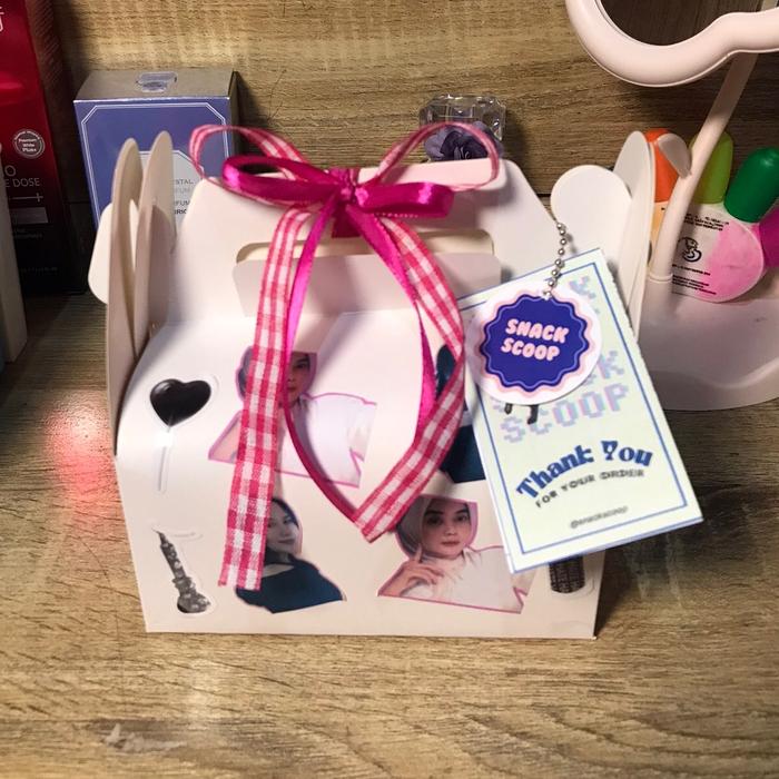 Custom Stiker | GiftBox | Hampers | Gable Box | Birthday Gift | Anniversary Gift | Valentines Gift |