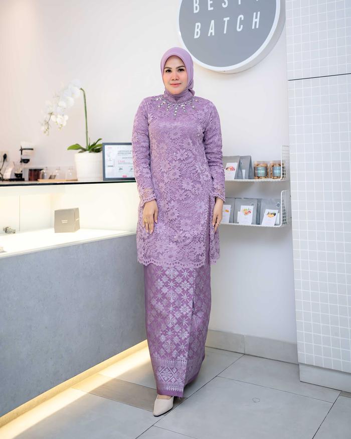 COD Set Kebaya Brukat Payet Lalisa/Kebaya Modern/Kebaya Ibu Besan/Kebaya Kondangan/Kebaya Wisuda Ter