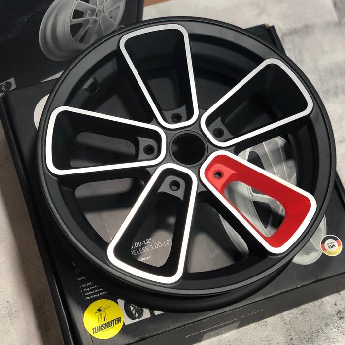 Velg SIP Pordoi R12 Original Vespa 946 GTS GTV GT Series 150 250 300