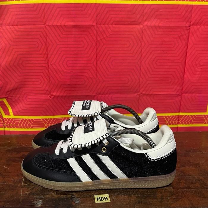 Sepatu second branded adidas samba wales bonner size 43