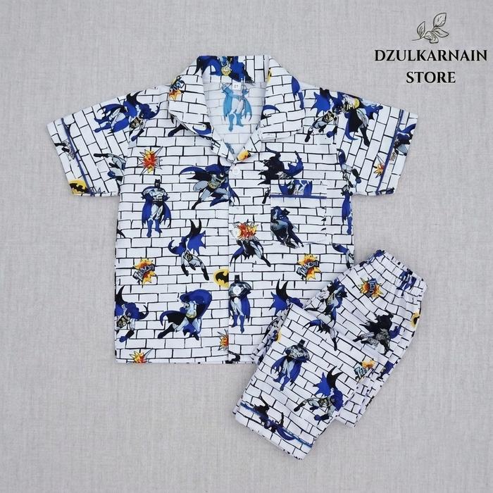 Setelan Piyama Anak Cowok Motif Karakter Batman Brick Wall Putih / Baju Tidur Anak Laki-Laki Batman 