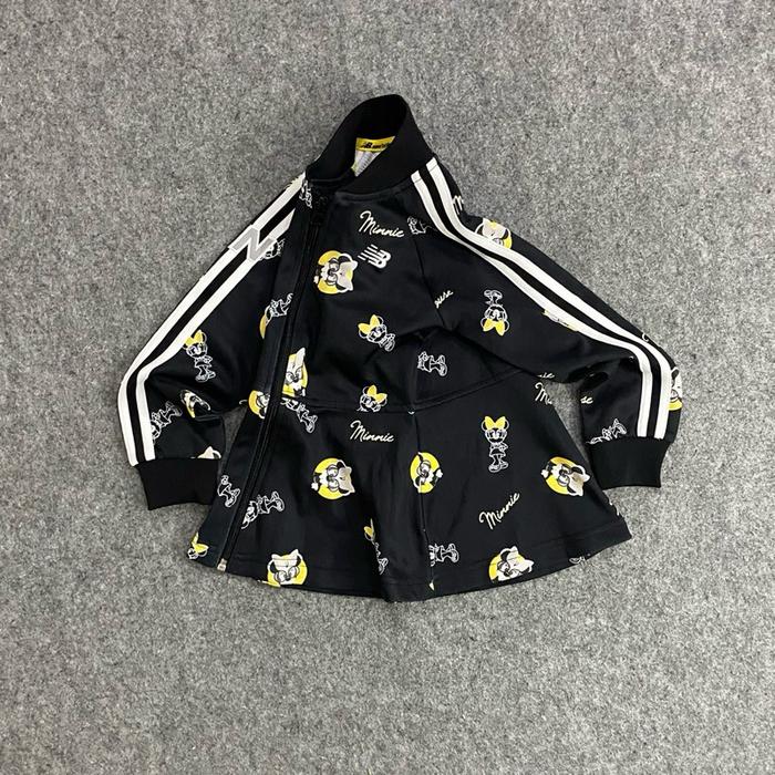 Jaket newbalanc x Disney anak second cewe