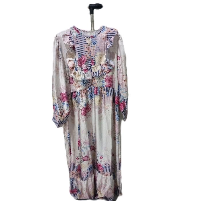 gamis dengan motif bunga2