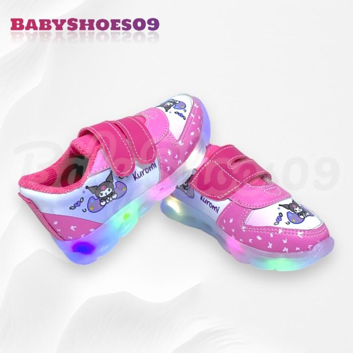 X➸QP SEPATU SNEAKERS ANAK PEREMPUAN GAMBAR KARTUN KUROMI VIRAL DENGAN LAMPU YANG DAPAT MENYALA TERAN