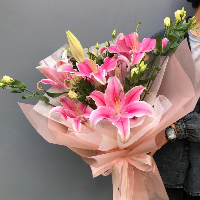 HER.FLORIST Fresh Flower LILY BOUQUET MIX - Buket Bunga Asli / Buket Segar/ Buket Lily / Bunga Lily