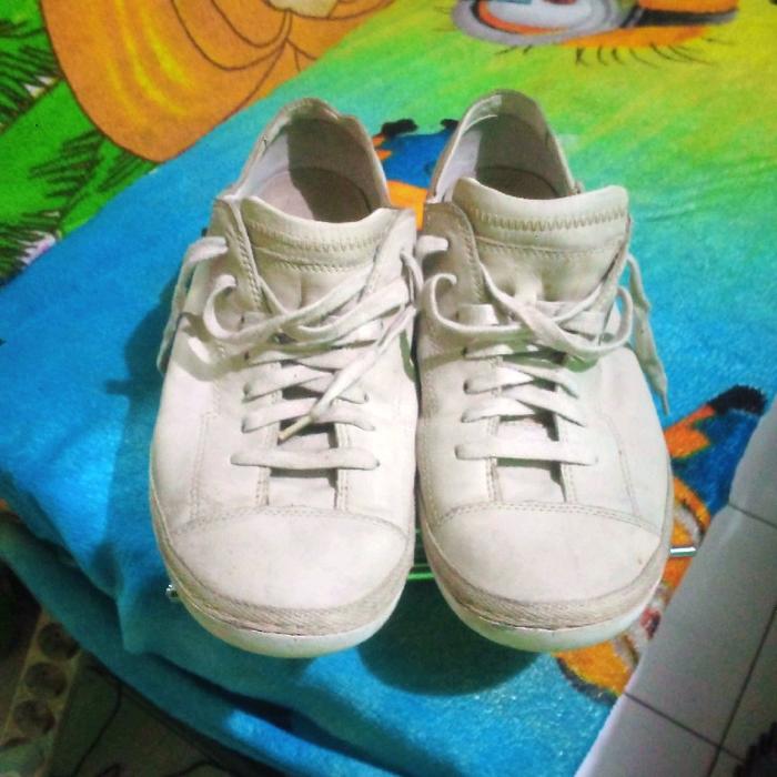 Sepatu second clark original
