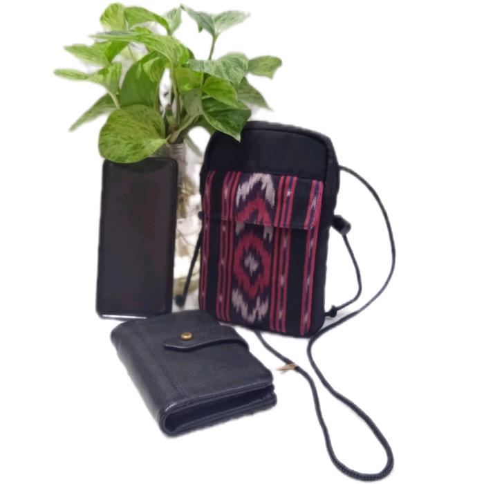 Tas Selempang Mini Hp Tenun Slingbag Wanita - Kain Tenun 100% Asli - Hitam