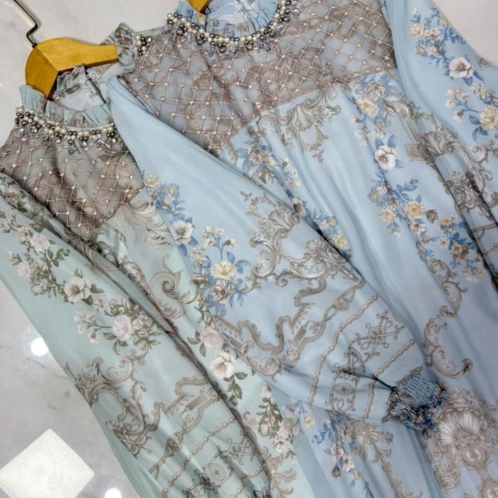 Luna dress dengan kombinasi tulle sapto
