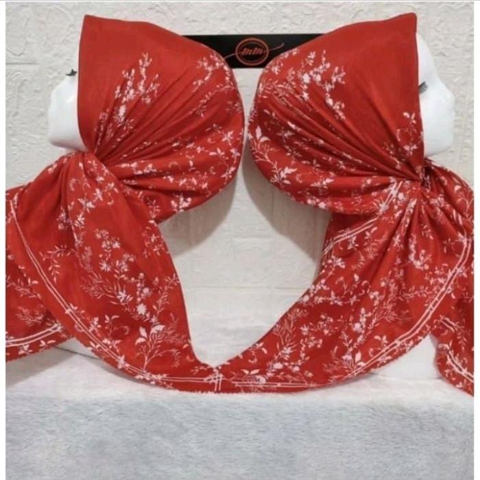 HIJAB VOAL SEGI EMPAT MOTIF BUNGA FOLURES MERAH CABE