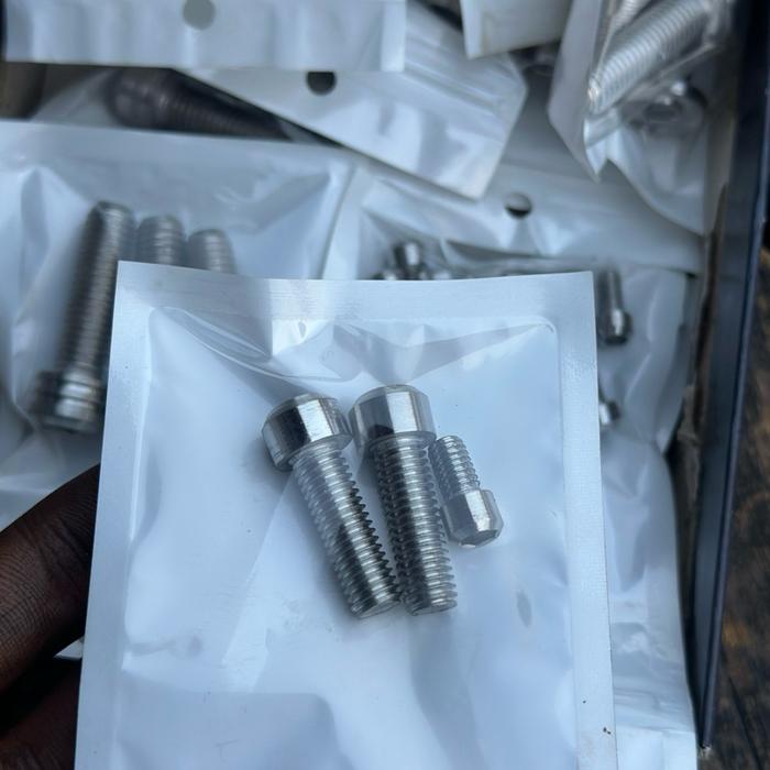 Baut kaliper vario stainles model titanium