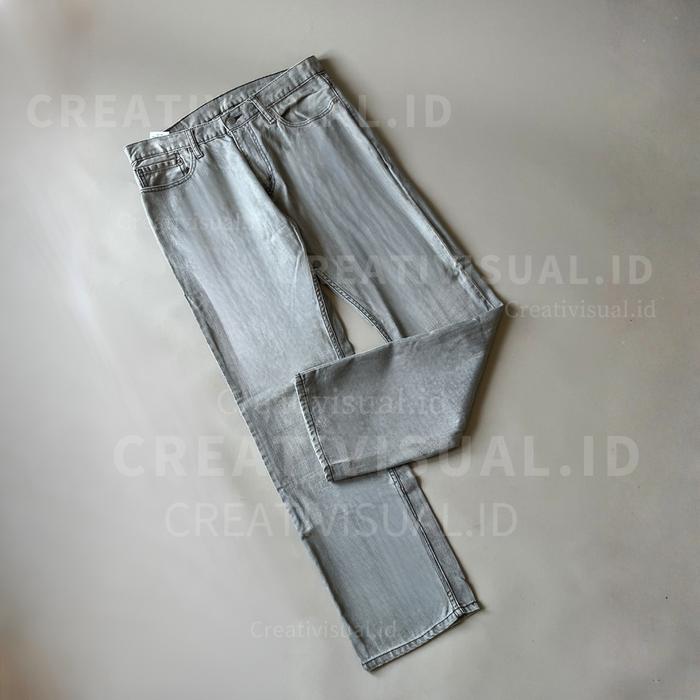 Celana Jeans Pria Straight Light Grey Size 34x32 Denim Pants Levis Strauss Bekas