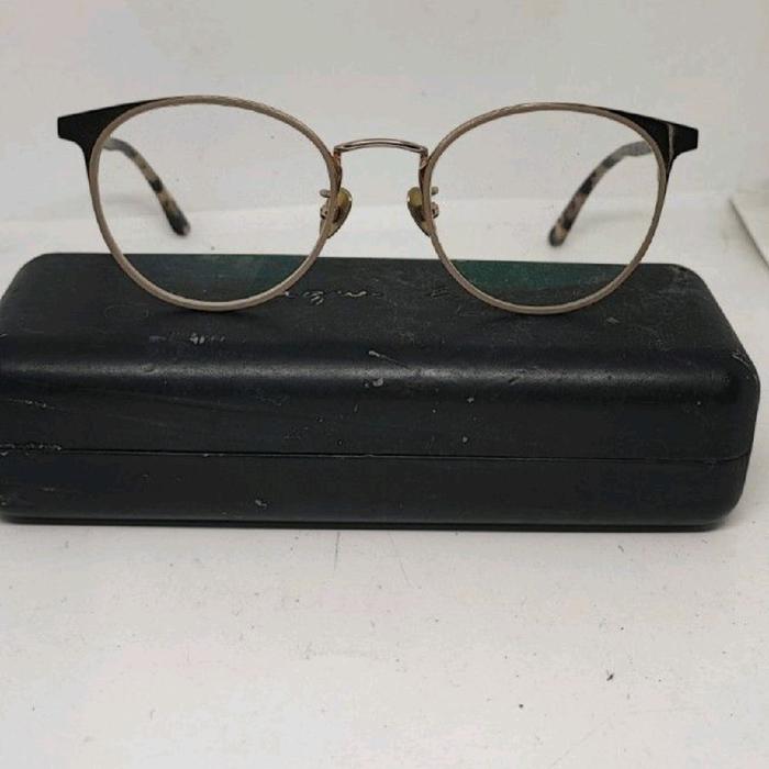 kacamata Agnes b titanium bulat