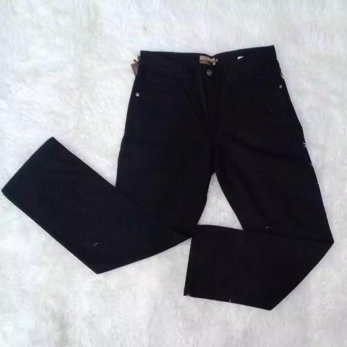 Celana emba hitam reguler fair