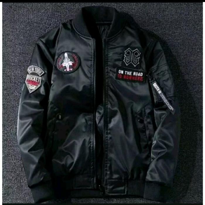 Jaket Bomber Jaket Pria Tebal Jaket On The Road Musim dingin Bordir Lembut Simple Nyaman Semi Waterp