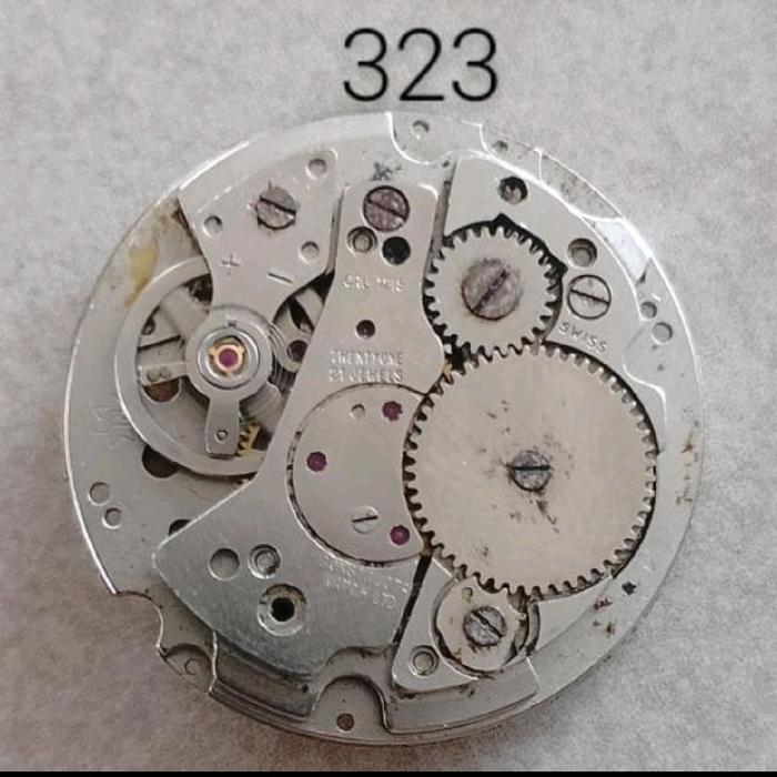 mesin jam tangan otomatis no 323 bekas rusak