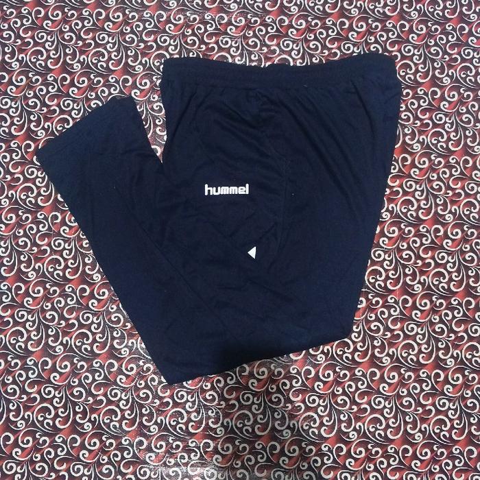 celana joger olahraga brand Hummel masih baru